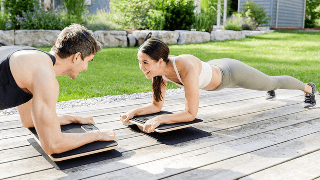 How Interactive Fitness Is Reshaping Core Training and Motivation at Home