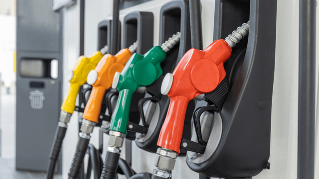 U.S. Markets React as Oil Prices Surge Amid Rising Global Tensions