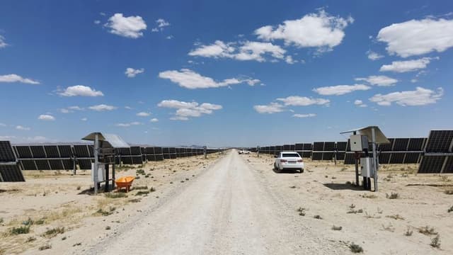 Green Energy Surge: U.S. Solar Power Capacity Hits Record High in 2025
