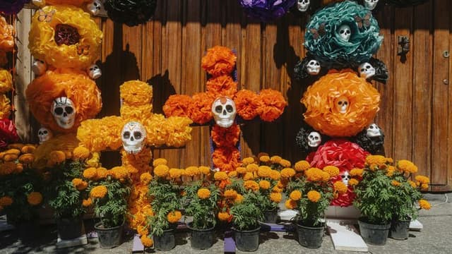 Día de los Muertos Celebrations Across the U.S.