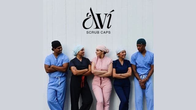Aví Scrub Caps: Innovating Medical Apparel with Silk-Lined Scrub Caps for Hair Protection and Comfort
