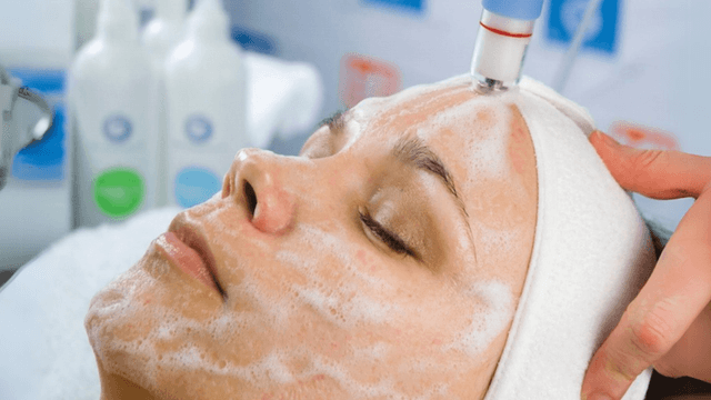 HydroFacial