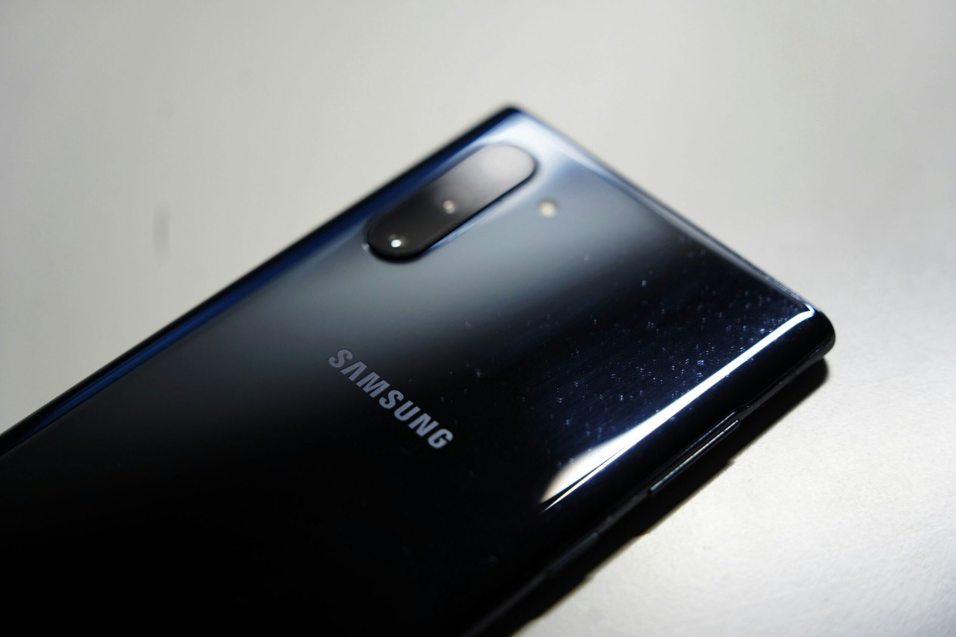 Samsung Introduces the Galaxy S25: A Revolutionary Smartphone with Advanced AI and Camera Features
