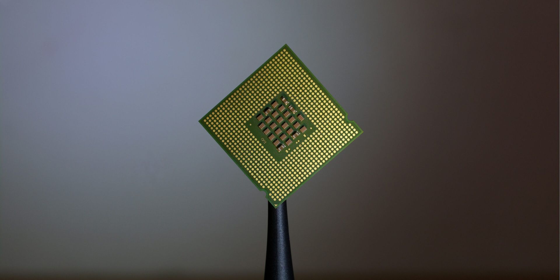 Google’s Willow Chip Achieves First Verifiable Quantum Advantage