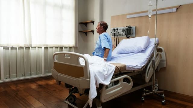 U.S. Health Agencies Announce Medicare Drug Price Pilot Programs to Curb Rising Prescription Costs