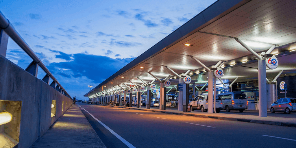 Major Aviation Incident Shuts Down New York’s LaGuardia Airport