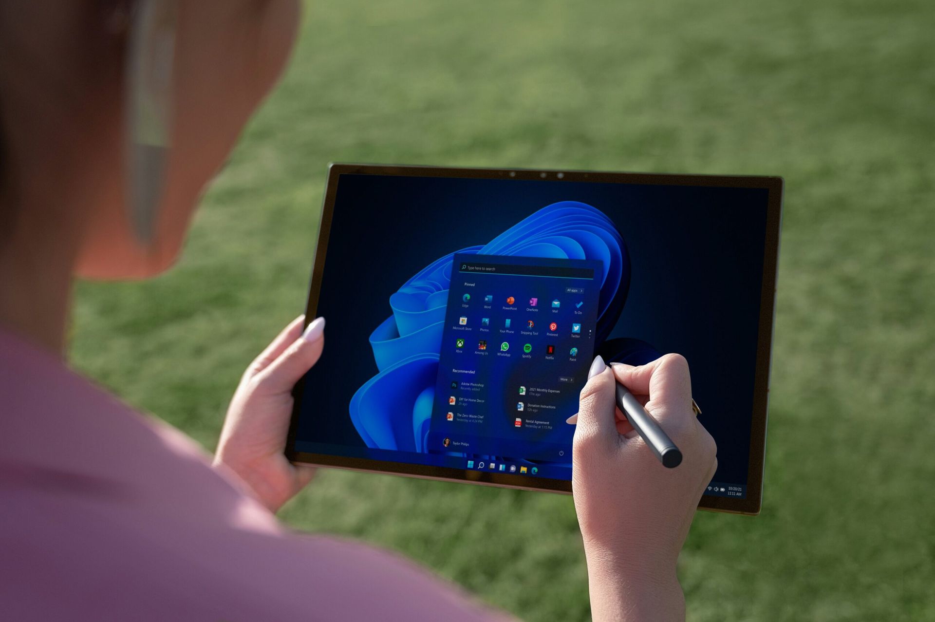 Samsung Launches the Galaxy Tab S9: A Powerful 12.9-Inch Tablet for Professionals
