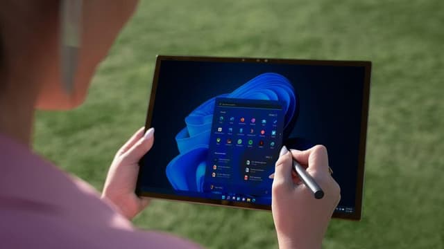 Samsung Launches the Galaxy Tab S9: A Powerful 12.9-Inch Tablet for Professionals