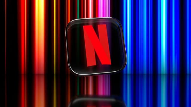 WWE Raw on Netflix Anniversary Show Draws Fans in Brooklyn