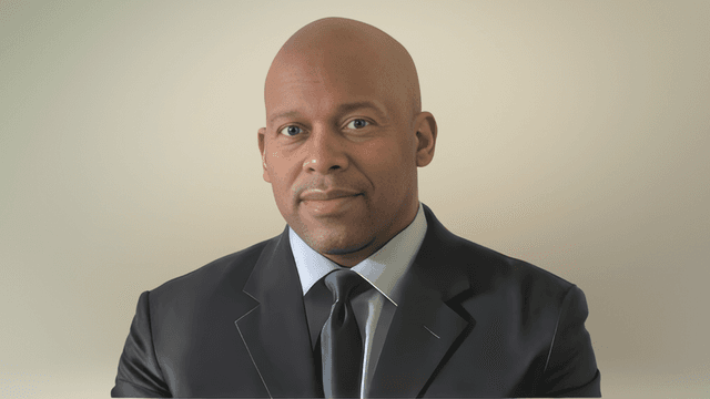 Quincy Moore, transformational speaker, dedicated to healing and empowerment from fatherlessness.