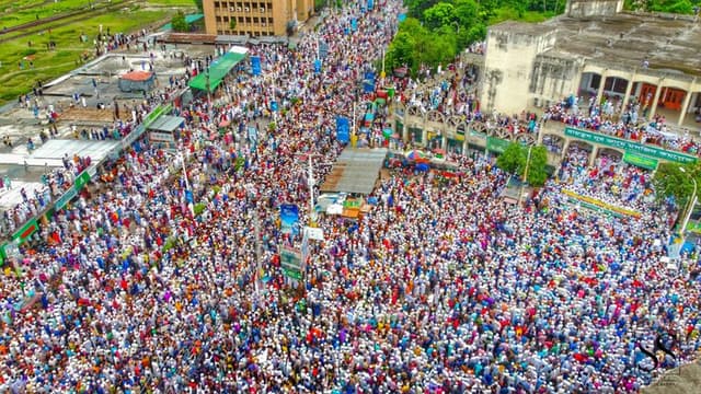 Massive May Day Demonstrations Sweep Across the U.S. to Challenge Trump Administration Policies