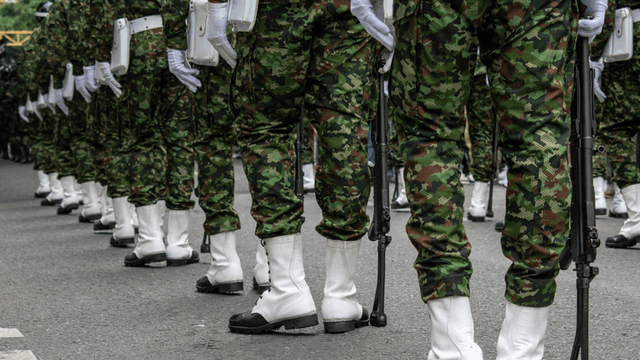 U.S. Signals Escalation in Iran Diplomacy and Military Posture