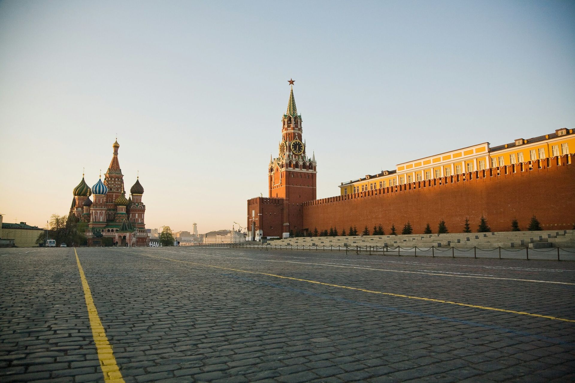 Russia’s Economic Struggles: Implications for Global Markets and U.S. Interests