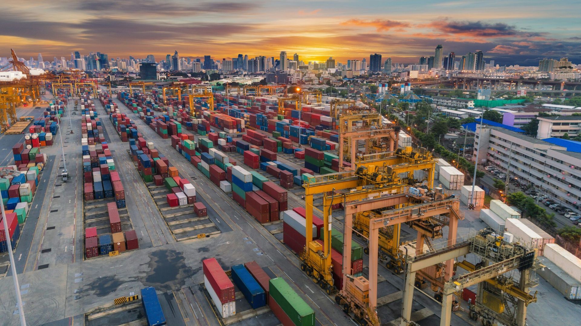 U.S. Faces Economic Shifts as Global Trade Tensions Escalate in October 2024