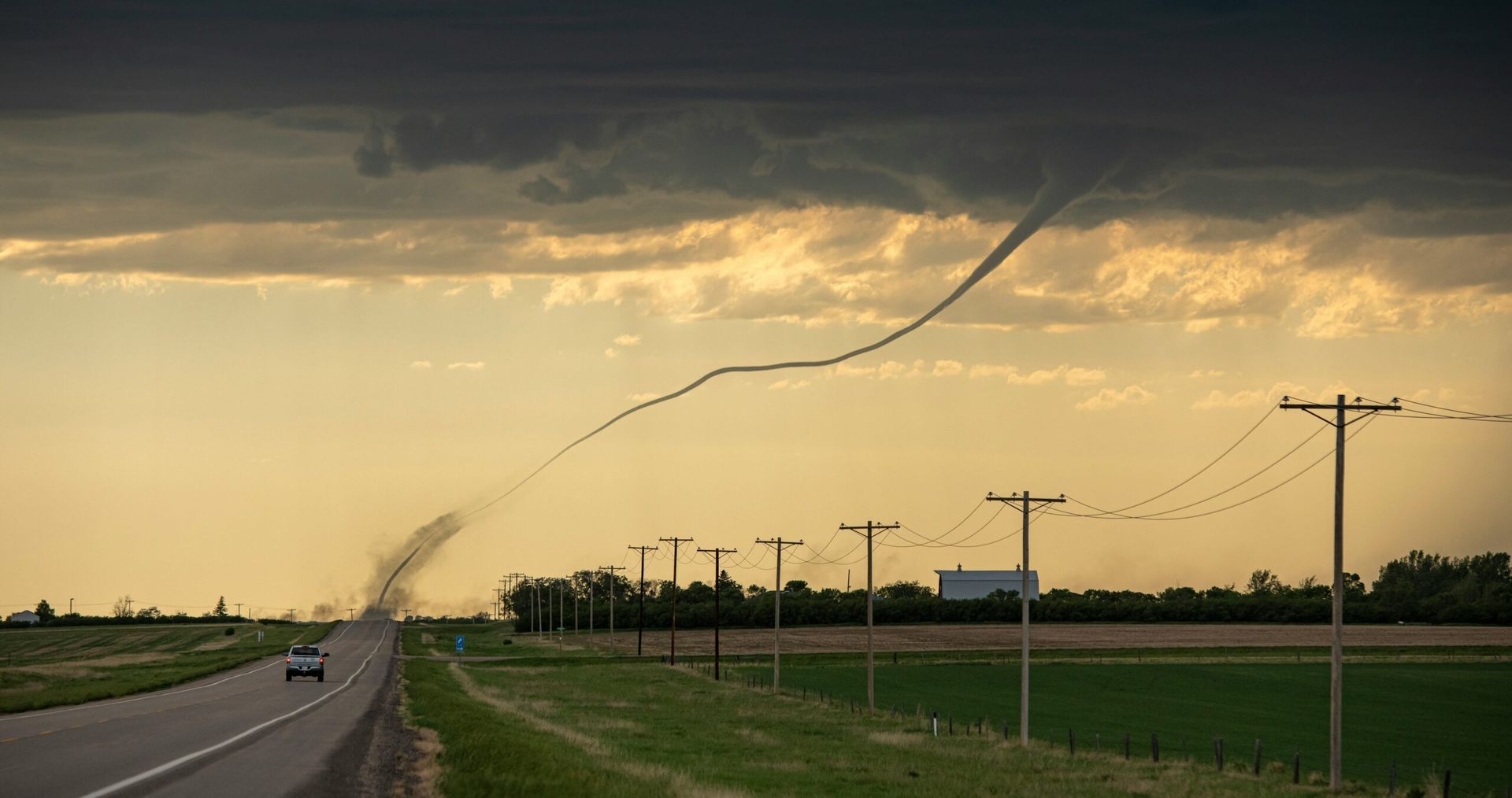 Tornado Outbreak Strikes Central Plains Again