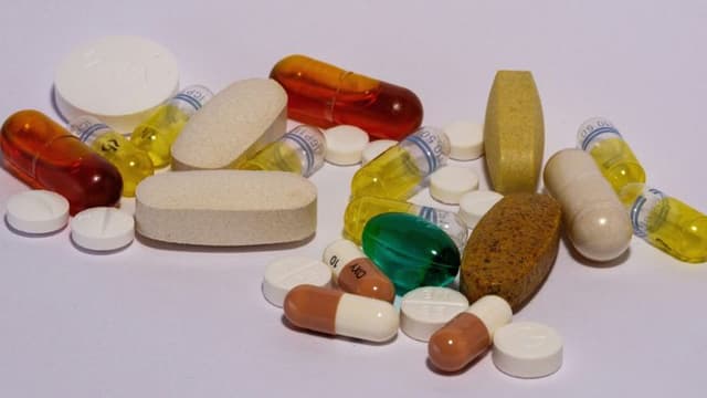 Concerns Raised Over FDA Testing of Generic Drug Quality