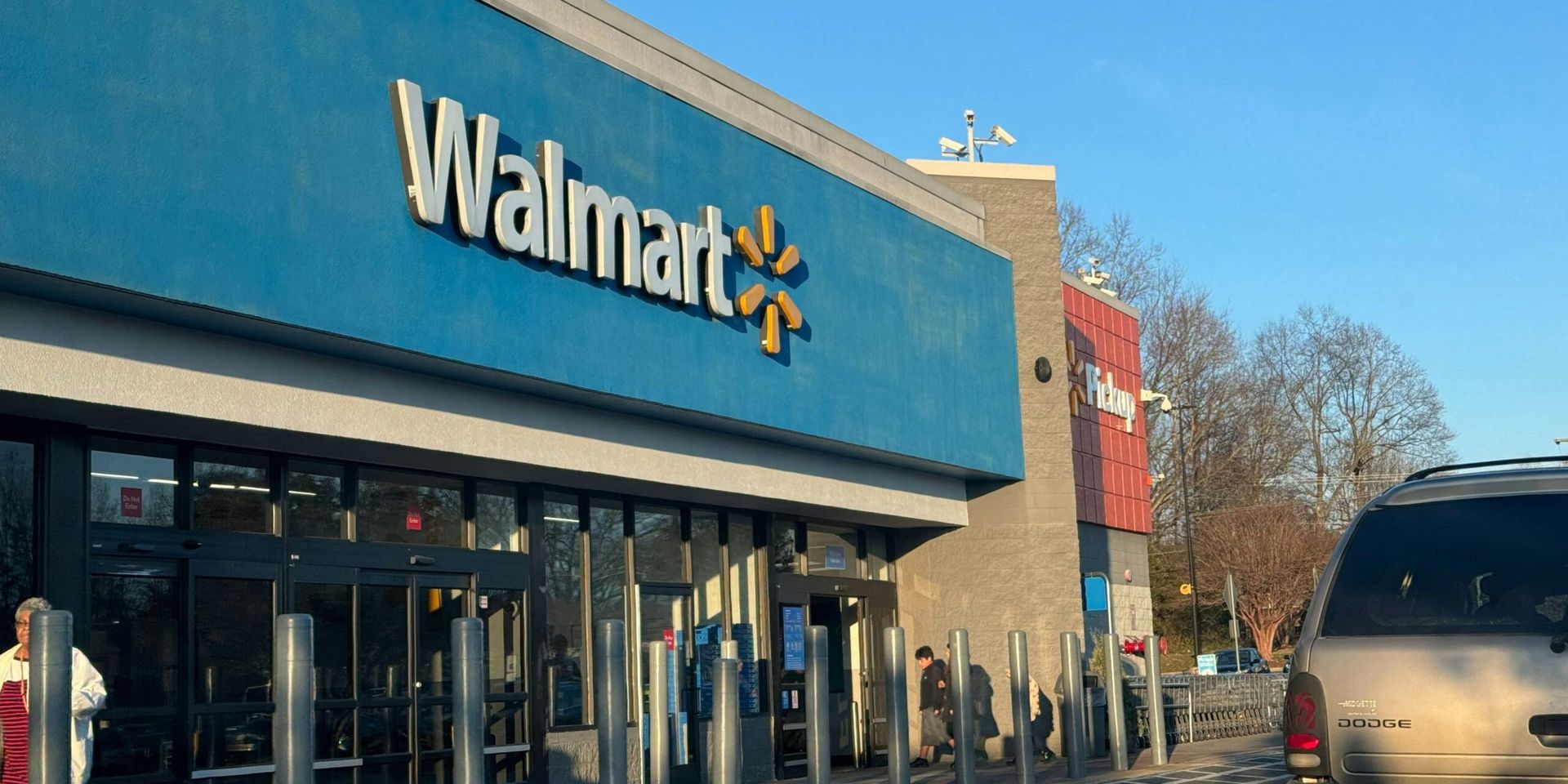 Walmart Boosts Healthcare Reach With Mega Prescription Facility