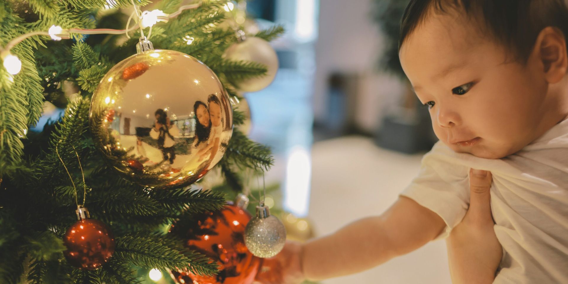 Public Leaders’ Christmas Messages Dominate Social Media as Americans Embrace Holiday Spirit