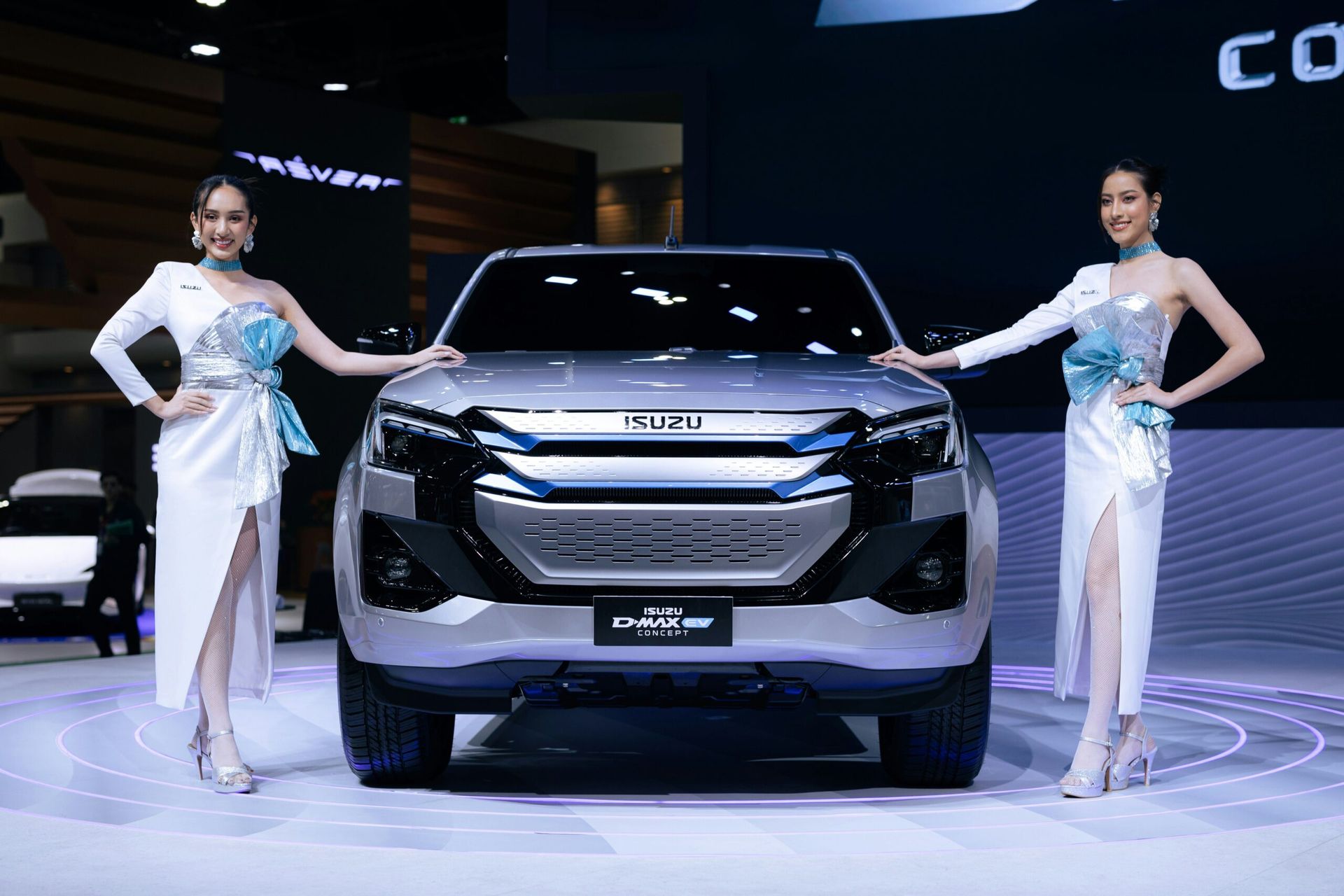 Hyundai Launches the Ioniq 9: A Luxury Electric SUV with Autonomous Driving and AI Integration