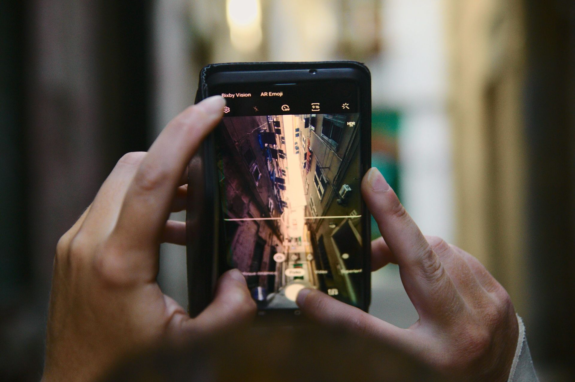 Qualcomm Launches Snapdragon 8 Gen 3 for Premium Smartphones with Advanced AI Features