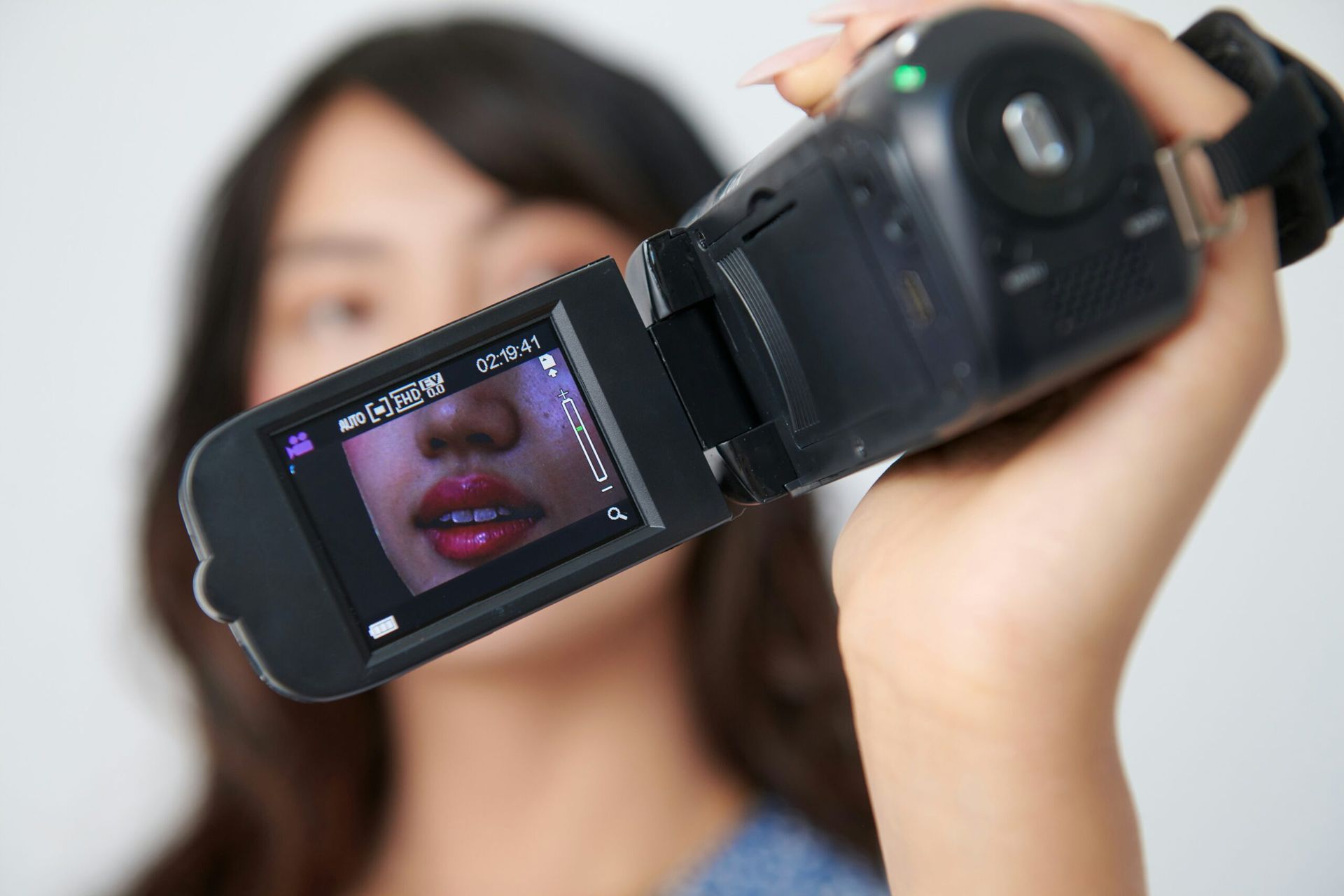 Sony Launches Alpha 10: A Mirrorless Camera with AI-Driven Autofocus and 8K Video Recording