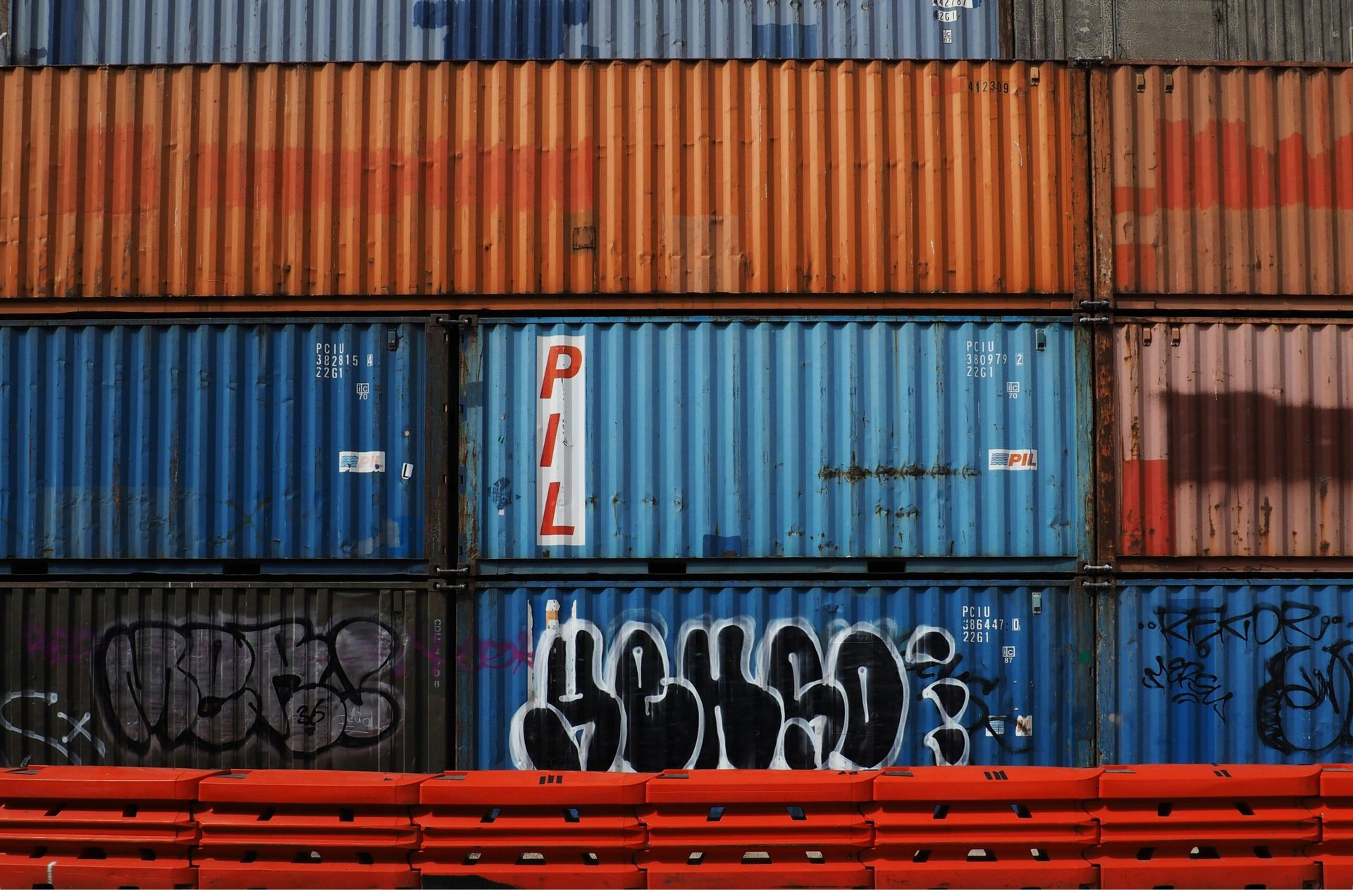 Trump’s “Liberation Day” Tariff Plan Triggers Market Slide and Trade War Fears
