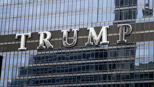 Trump’s Approval Rating Sees Modest Rise Amid Polarized Landscape