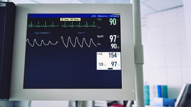 New Study Finds Heart-Attack Risk Calculators Miss Nearly Half of Future Cases