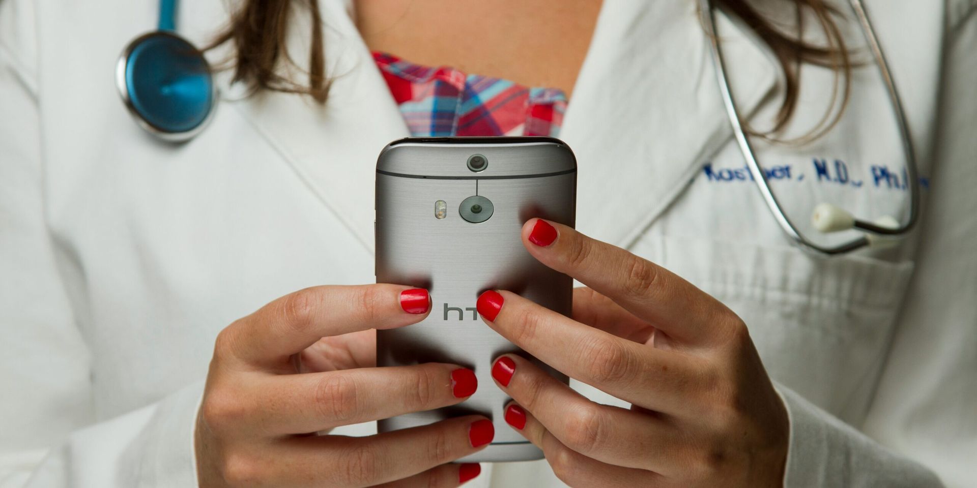 Smartphone Sensors Show Promise in Detecting Mental Health Risks