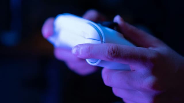 Razer Introduces Customizable Gaming Mouse with Advanced AI Features