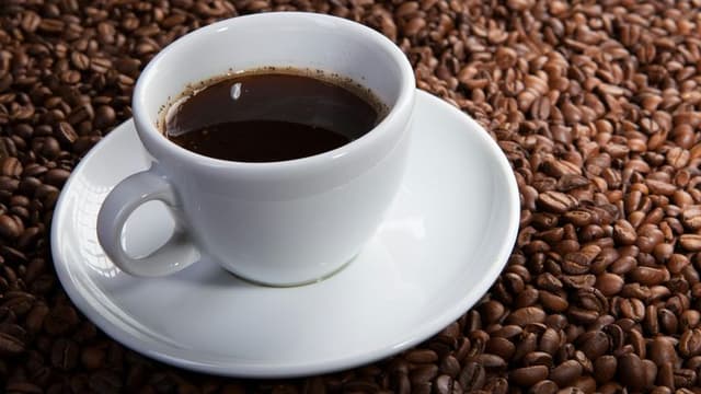 Daily Coffee May Reduce Recurrence of Atrial Fibrillation by Nearly 40%