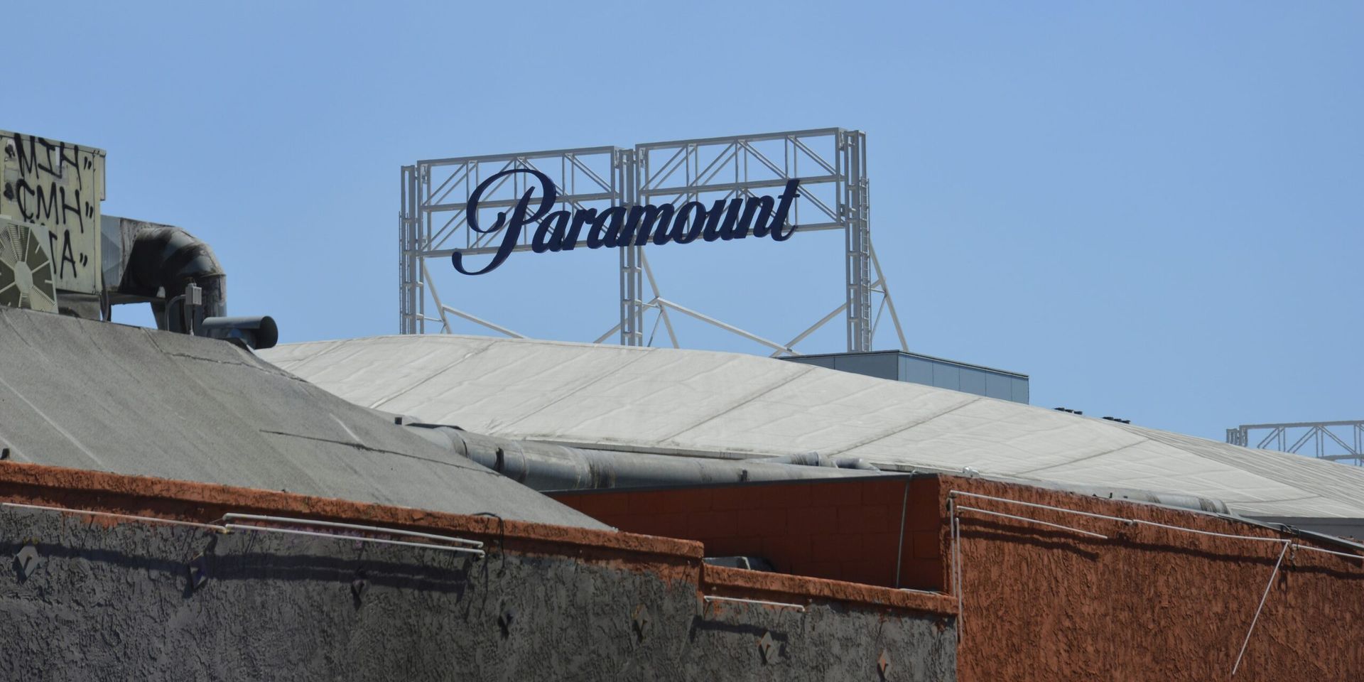 Paramount Makes $108 Billion Hostile Bid for Warner Bros. Discovery